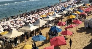 سياحة ومصايف الإسكندرية تغلق شواطئ العجمي بالكامل وتحذر من النزول للبحر