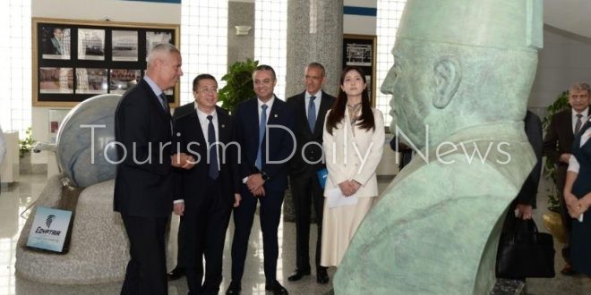 تعاون استراتيجي بين مصر للطيران وهواوي لتعزيز مزايا السفر والتحول الرقمي