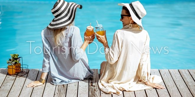 السياح الروس في الساحل الشمالي وأسوان