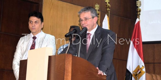 بروتوكول مع الغرفة التجارية بالقاهرة لتسهيل الإجراءات بالمنافذ الجمركية