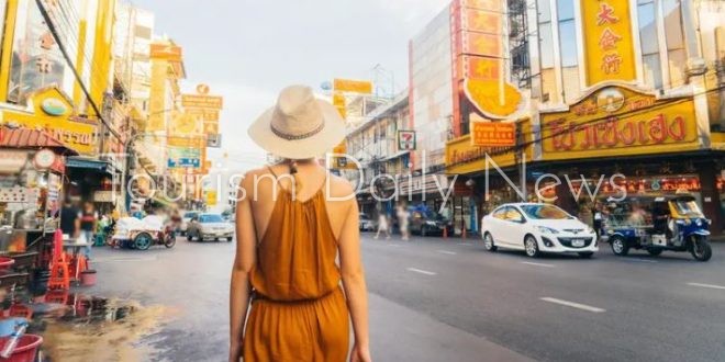 441 مليار دولار انفاق السياح و3.28 مليار رحلة داخلية بالصين في النصف الأول