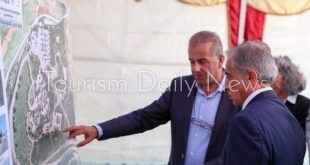 رئيس الوزراء الأردني يضع حجر أساس مشروع قرية جرش السياحية البيئية