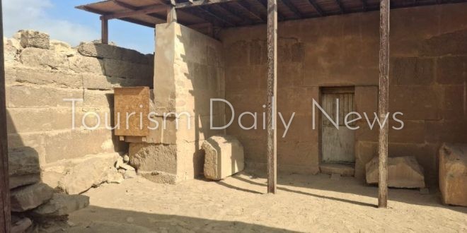 وزارة السياحة توضح حقيقة الفيديو المتداول بشأن مقبرة بتاح شبسس بأبو صير