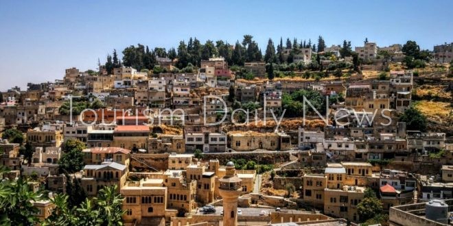 الوفد العربي المشارك في مؤتمر السياحة المستدامة الإقليمي يزور السلط