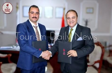 توقيع حق انتفاع لإقامة أول فندق سياحي خمس نجوم على ضفاف النيل بسوهاج