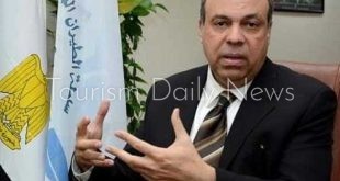 الدكتور سامح الحفنى وزير الطيران المدنى