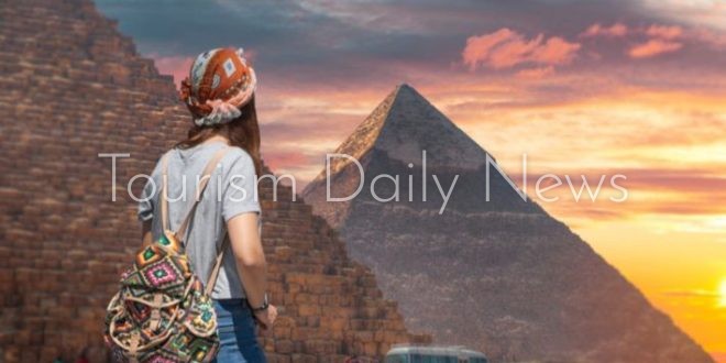 إيرادات السياحة تقلص عجز الحساب الجاري في مصر خلال 2024/2025 بنسبة 25.9%