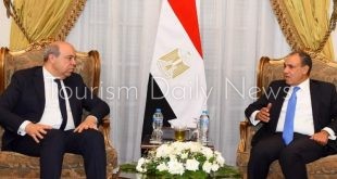 وزيرا الخارجية والطيران يستعرضان انتخاب مصر لمجلس الإيكاو عن الفئة الثانية
