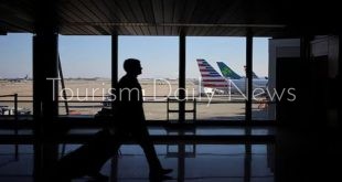 تفاقم أزمة السفر الجوى في الولايات المتحدة مع تأجيل 7000 رحلة طيران
