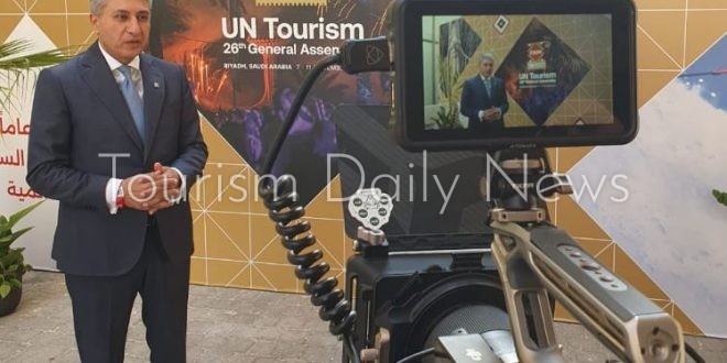 شريف فتحي يكشف حجم الاستثمارات السياحية في الساحل الشمالي ورأس الحكمة