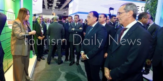 رئيس البريد تطلع رئيس الوزراء علي منظومة خدمات البريد المالية الجديدة