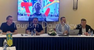 مجموعة فنادق ريكسوس وأكور العالمية تبحث الاستفادة من الرحلات التعريفية لمصر