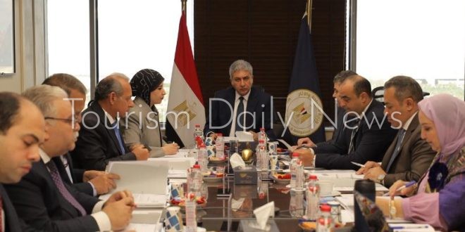 اجتماع مجلس إدارة صندوق دعم السياحة والآثار،  بمقر الوزارة بالعاصمة الجديدة