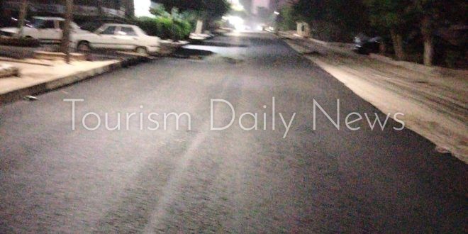 تنفيذ أعمال الرصف ورفع كفاءة الطرق بشوارع حي شرق مدينة نصر