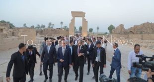 انطلاق فاعليات مهرجان قنا للفنون التراثية بساحة معبد دندرة التاريخي