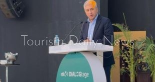 وزير السياحة يكشف لوكالات سفر ألمانية باقات تحفيز الطيران للأقصر وأسوان