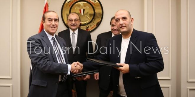 توقيع عقود تطوير مجاويش بالغردقة وزيادة عوائد مصر للسياحة