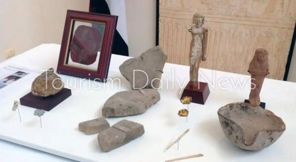مصر تسترد 17 قطعة أثرية فرعونية نادرة من أستراليا