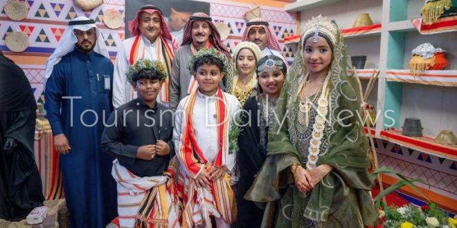 عودة قوية للأزياء الشعبية والتراثية وإبراز القيم الاجتماعية بمهرجان جازان