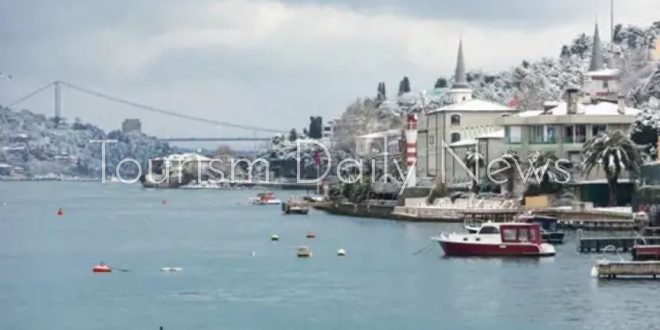 النقل التركية تخضع مواعيد النقل البحري لتقييم يومي بسبب التقلبات الجوية