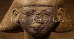 الحكومة الهولندية تعلن تسليم مصر رأس تمثال للملك تحتمس الثالث