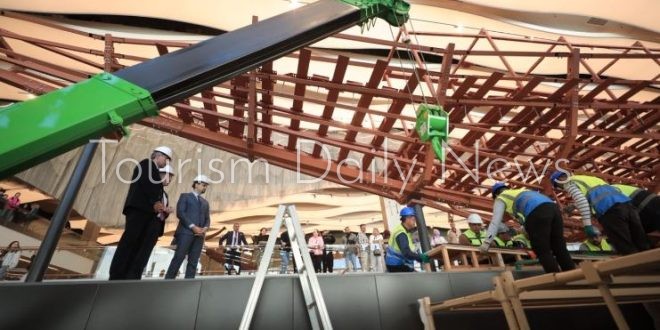 شريف فتحي يكشف عن بعد جديد في السياحة الثقافية لزائري المتحف المصري الكبير