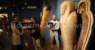 رئيس بعثة الاتحاد الأوروبي لدى مصر تزور متحف ملوي ومقابر بني حسن الأثرية