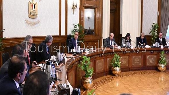 تفاصيل اجتماع رئيس الوزراء مع اللجنة الاستشارية لتطوير السياحة المصرية