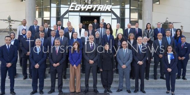 تعاون بين مصر للطيران ومايكروسوفت في الابتكار والتحول الرقمي