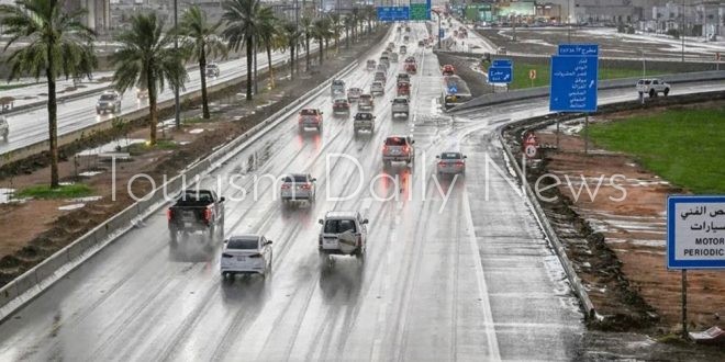 سحب رعدية ممطرة على جازان ومكة المكرمة والمدينة المنورة