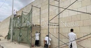 أعمال التنظيف بسور مجرى العيون