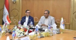 السياحة الريفية والتنمية العمرانية والزراعية محور حوار وزير الاستثمار بقنا