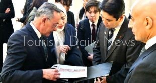 وزير التعليم والثقافة والرياضة والعلوم الياباني يزور المتحف الكبير