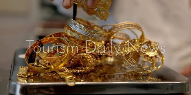 أسعار الذهب تنهار عالمياً بخسائر تجاوزت 10% في أسوأ أداء يومي منذ 1983