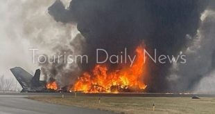 تحطم طائرة في مطار بروفينستاون بولاية ماساتشوستس واشتعال النيران فيها