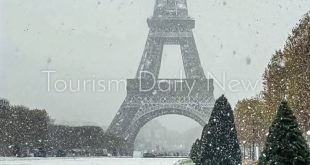 شلل في باريس واضطراب في حركة الملاحة الجوية بسبب موجة طقس شتوي قاسية