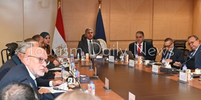 مصر تستهدف 48 سوقاً سياحياً وتكشف عن أنشطة ترويجية مع منظمي الرحلات