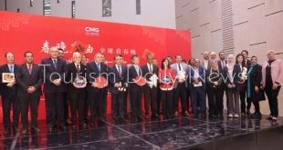 ردود كبيرة لحفل الفنان العالمي براين آدمز في المتحف المصري الكبير