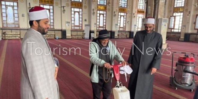 حملات نظافة لتهيئة المساجد بمحافظة البحر الأحمر استعداداً لشهر رمضان