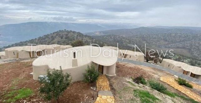 فايننشال تايمز البريطانية تنشر تقريراً عن نُزل اليرموك .. منسجم مع الطبيعة