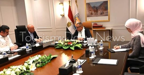 محافظ جنوب سيناء يبحث استعدادات إقامة سباق آيرون مان الدولي بشرم الشيخ