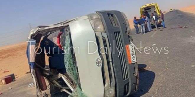 مصرع 6 أشخاص وإصابة 11 أخرين في حادث مروع على الطريق الصحراوى بأسوان