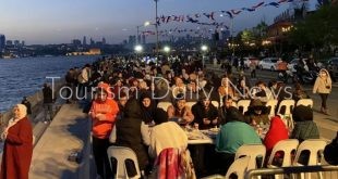 تركيا تكشف عن 151 موقعًا للإفطار الرمضاني بمشاركة القطاع السياحي