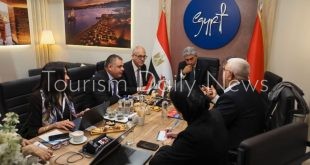 وزير السياحة يكشف فرص فتح خطوط طيران داخلية جديدة لربط المقاصد السياحية