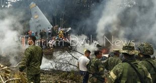 مصرع 66 شخصاً وإصابة العشرات في تحطم طائرة كولومبية عسكرية