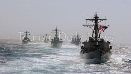 البحرية الأمريكية ترفض مرافقة السفن العابرة لمضيق هرمز خوفاً من المخاطر