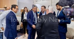 السياحة توزع فيديو عن مشاركة شريف فتحي في فعاليات بورصة برلين