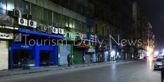 اليوم .. بدء تنفيذ قرار مواعيد عمل المحال العامة والمراكز التجارية في مصر