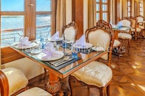 سياحة الأكابر .. المراكب النيلية بين الأقصر وأسوان رحلة فاخرة في قلب التاريخ