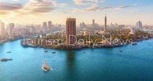 السياحة تضغط .. والحكومة تُعيد ضبط “ساعة الإغلاق” لإنقاذ الموسم